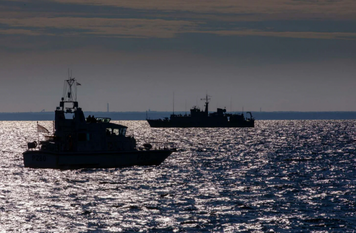 ВМС Британии и Эстонии отрабатывают взаимодействие на фоне напряженности